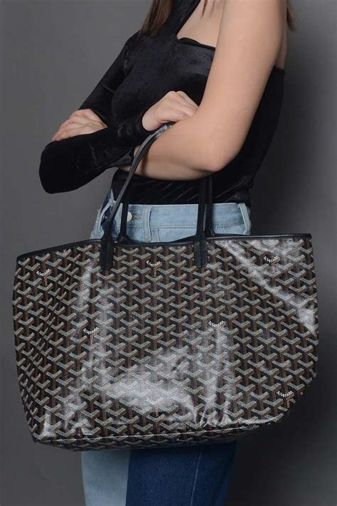 goyard black st louis pm|Goyard pm tote price.